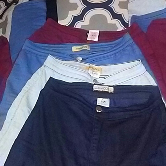 SOLD - Picture 2 of 6